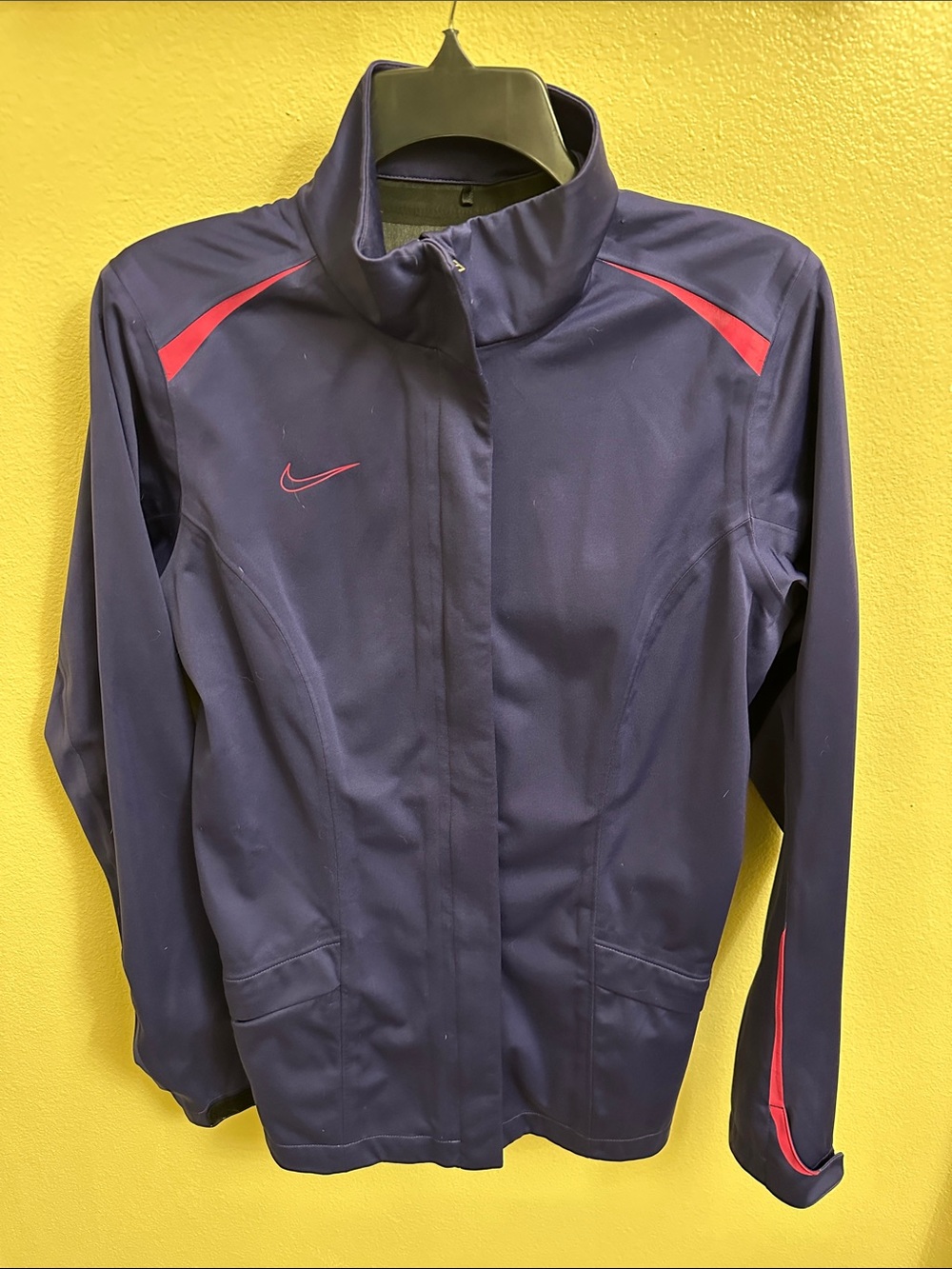 Nike Women's Dark Blue Utility Jacket with Red Accents small tall